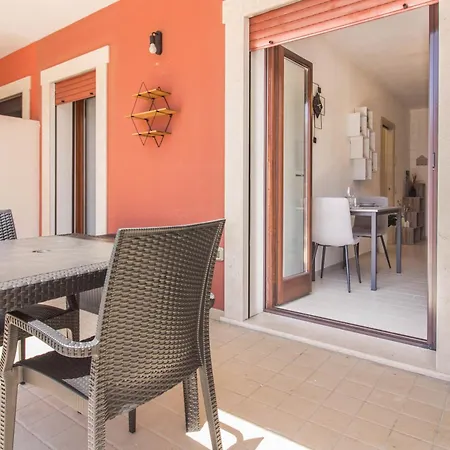 Cozy With Terrace Near The Airport! Olbia